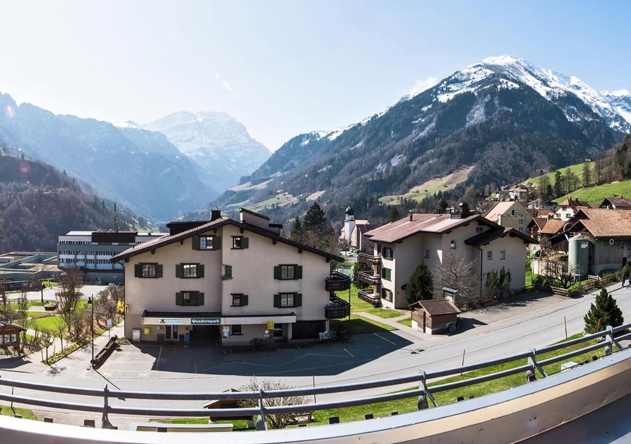 Appartementhaus Quadern Valens Kültér fotó